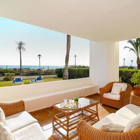 Beachfront - Los Monteros Palm Beach Apartment *